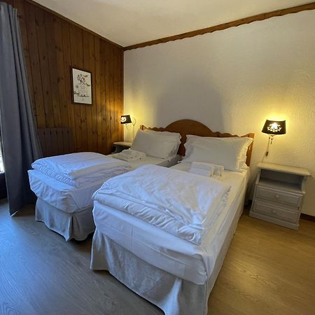 Hotel Ristorante Il Principe กลาวิแอเร ภายนอก รูปภาพ